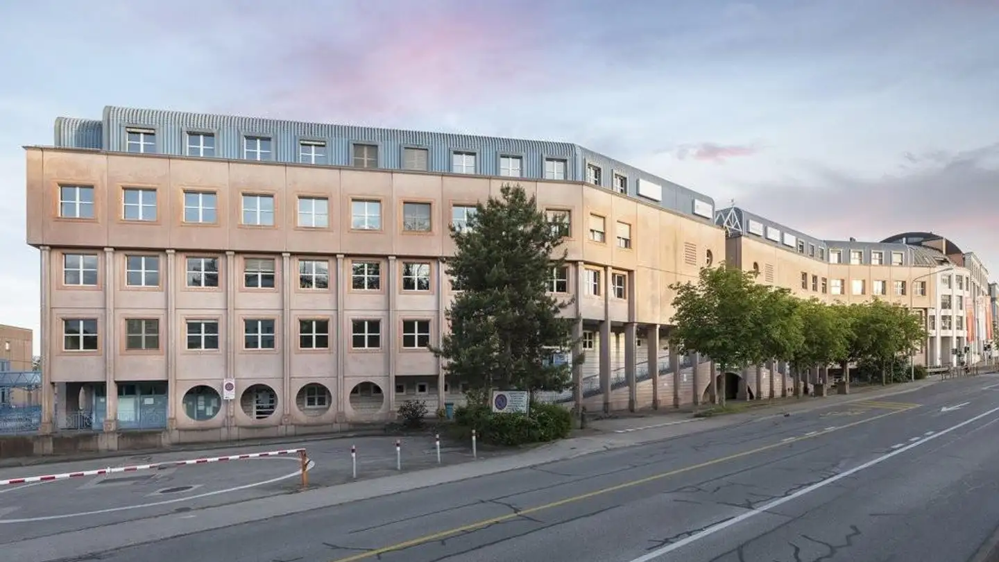 Gewerbe mieten - Avenue Reverdil 4, 1260 Nyon