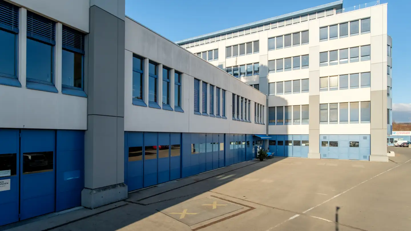 Spazio di archiviazione in affitto - Chriesbaumstrasse 2, 8604 Volketswil - Foto 2