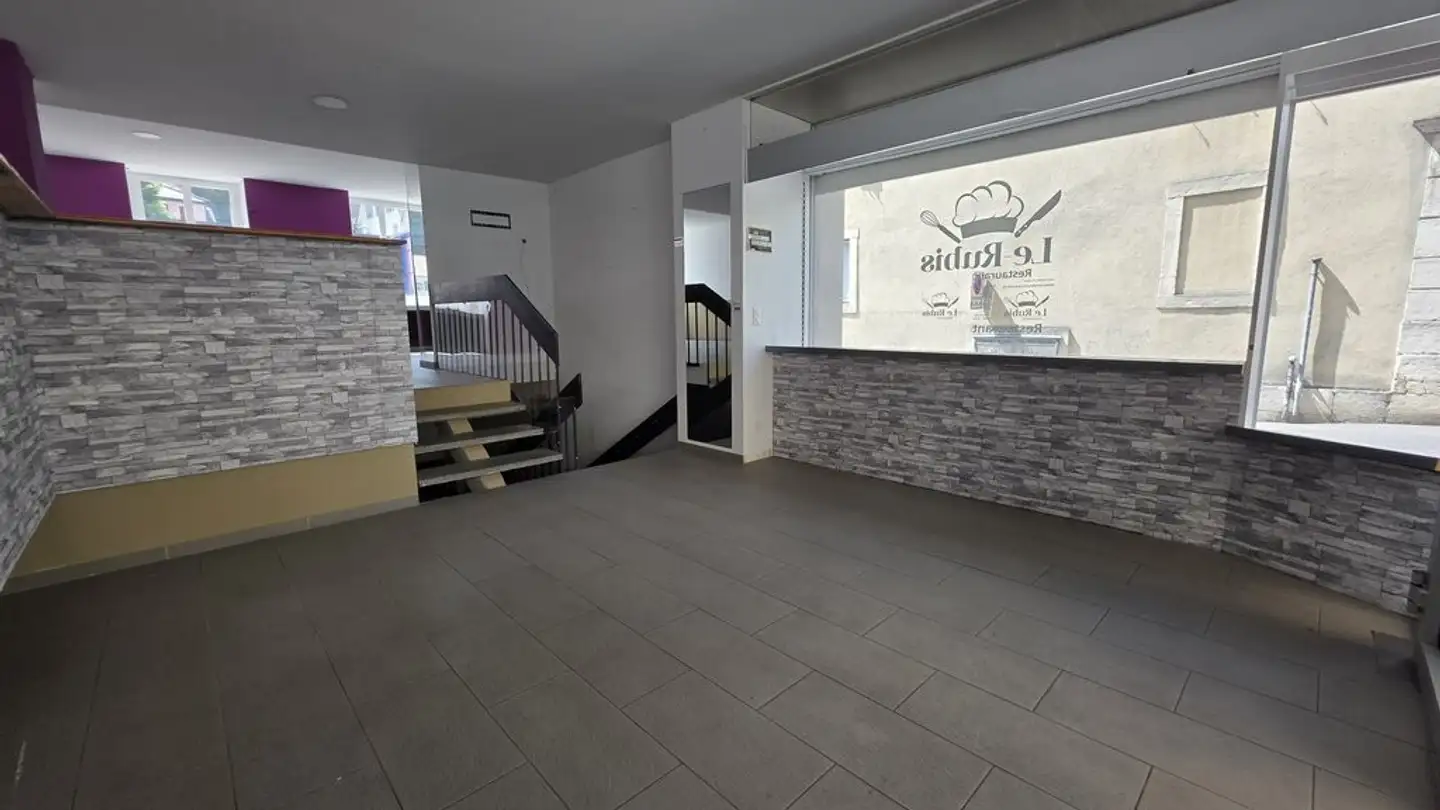 Negozio in affitto - Rue Daniel-Jeanrichard 13, 2400 Le Locle - Foto 3