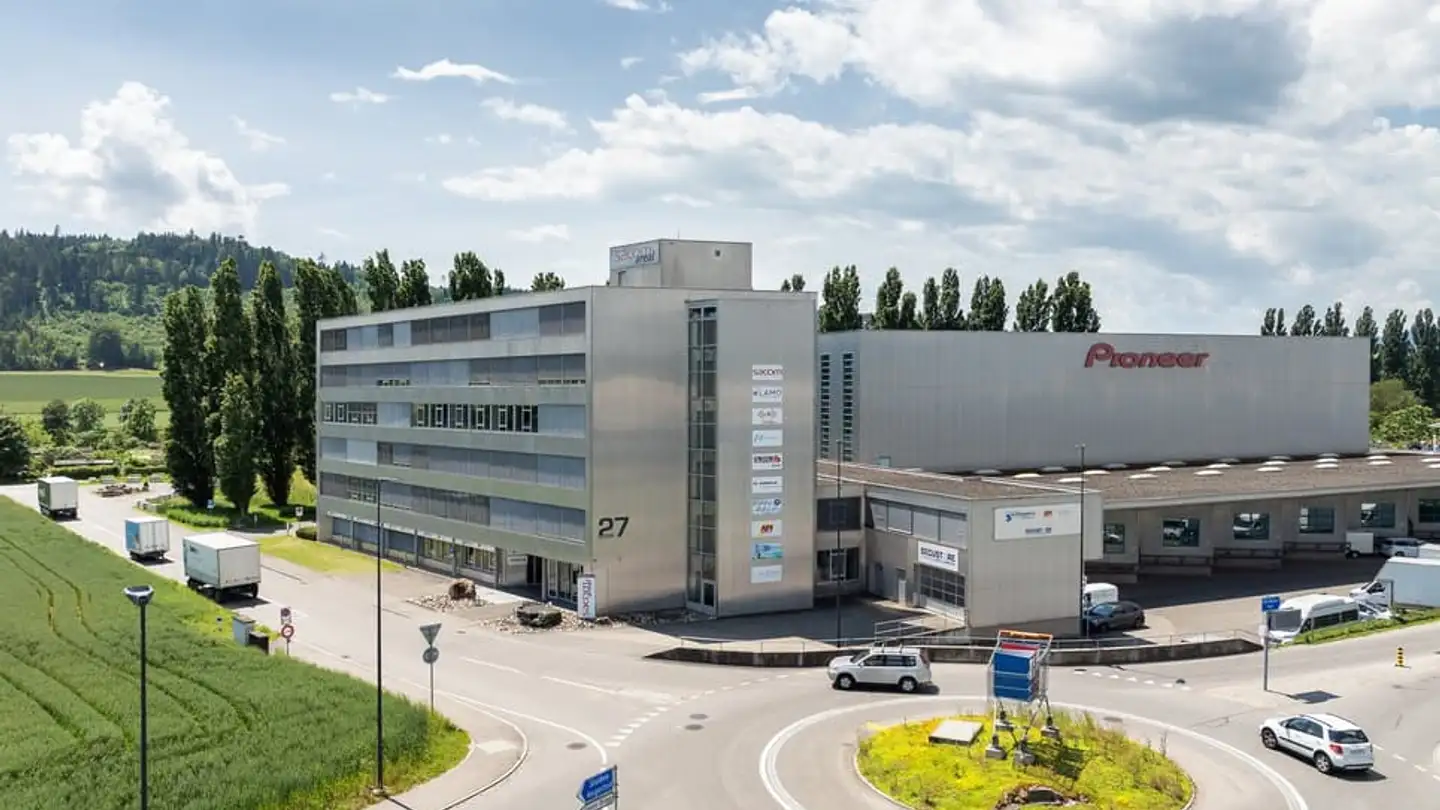 Commercial for rent - Erlenstrasse 27, 2555 Brügg BE