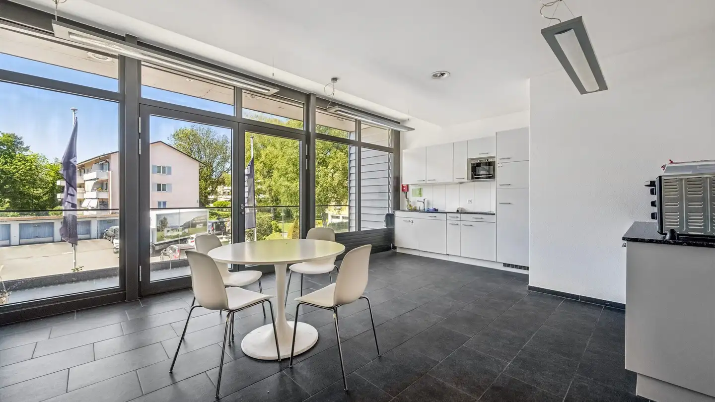 Bürofläche mieten - Zürichstrasse 72, 8306 Brüttisellen