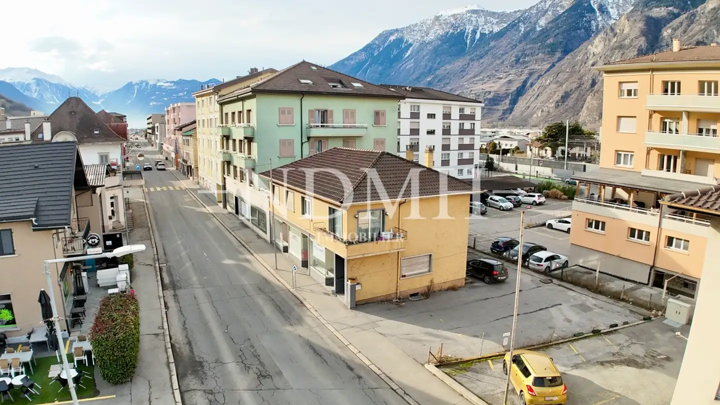 Edificio ad uso misto in vendita - 1907 Saxon - Foto 2