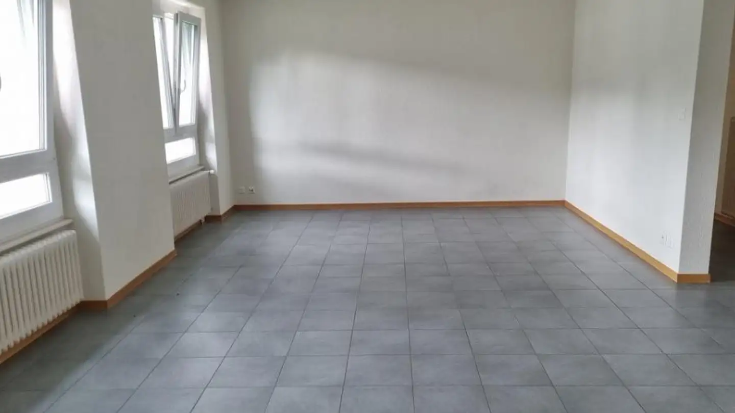 Apartment for rent - Rue Girardet 21, 2400 Le Locle - Photo 2
