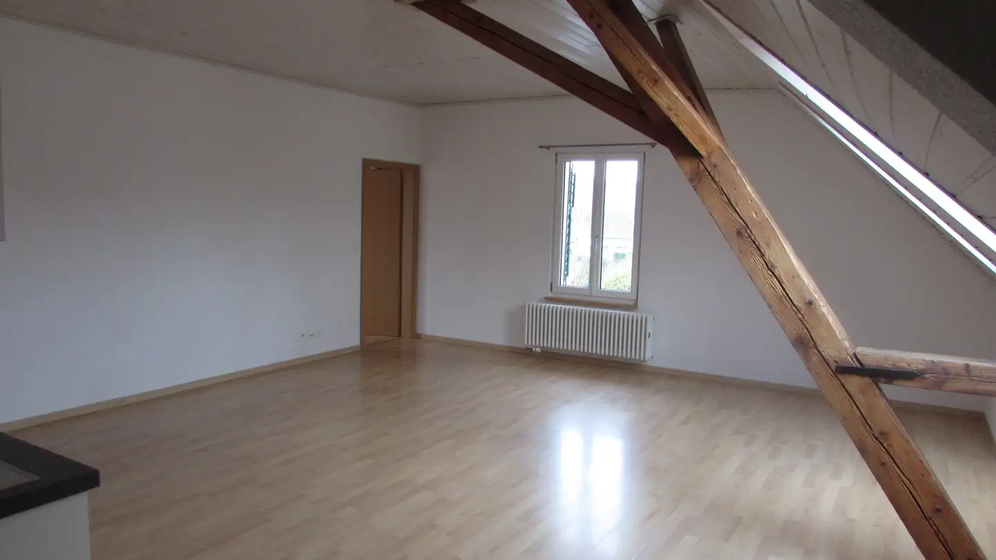 Attique à louer - Schmittenstrasse 1, 4914 Roggwil BE
