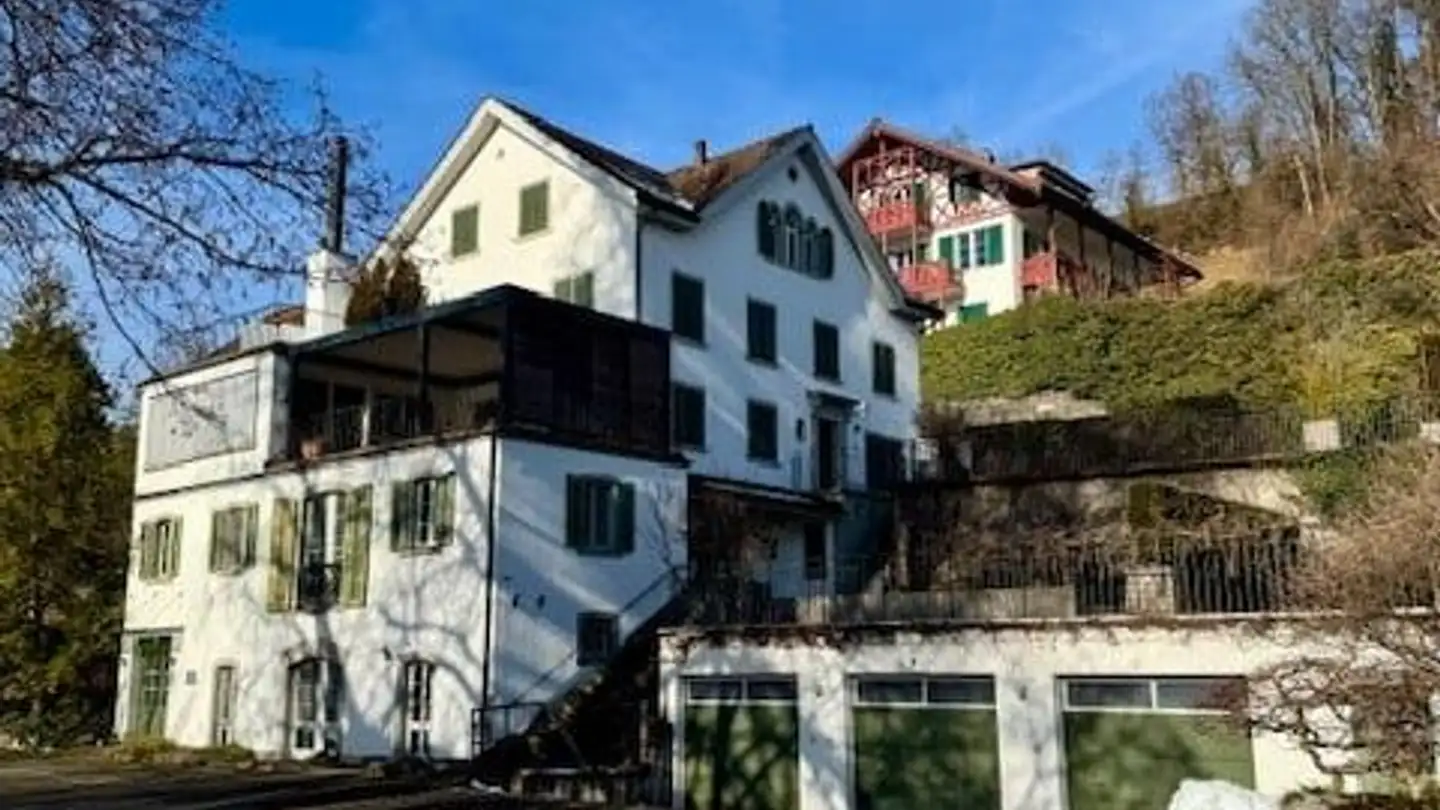 Villa à louer - Zürcherstrasse 285, 8645 Jona