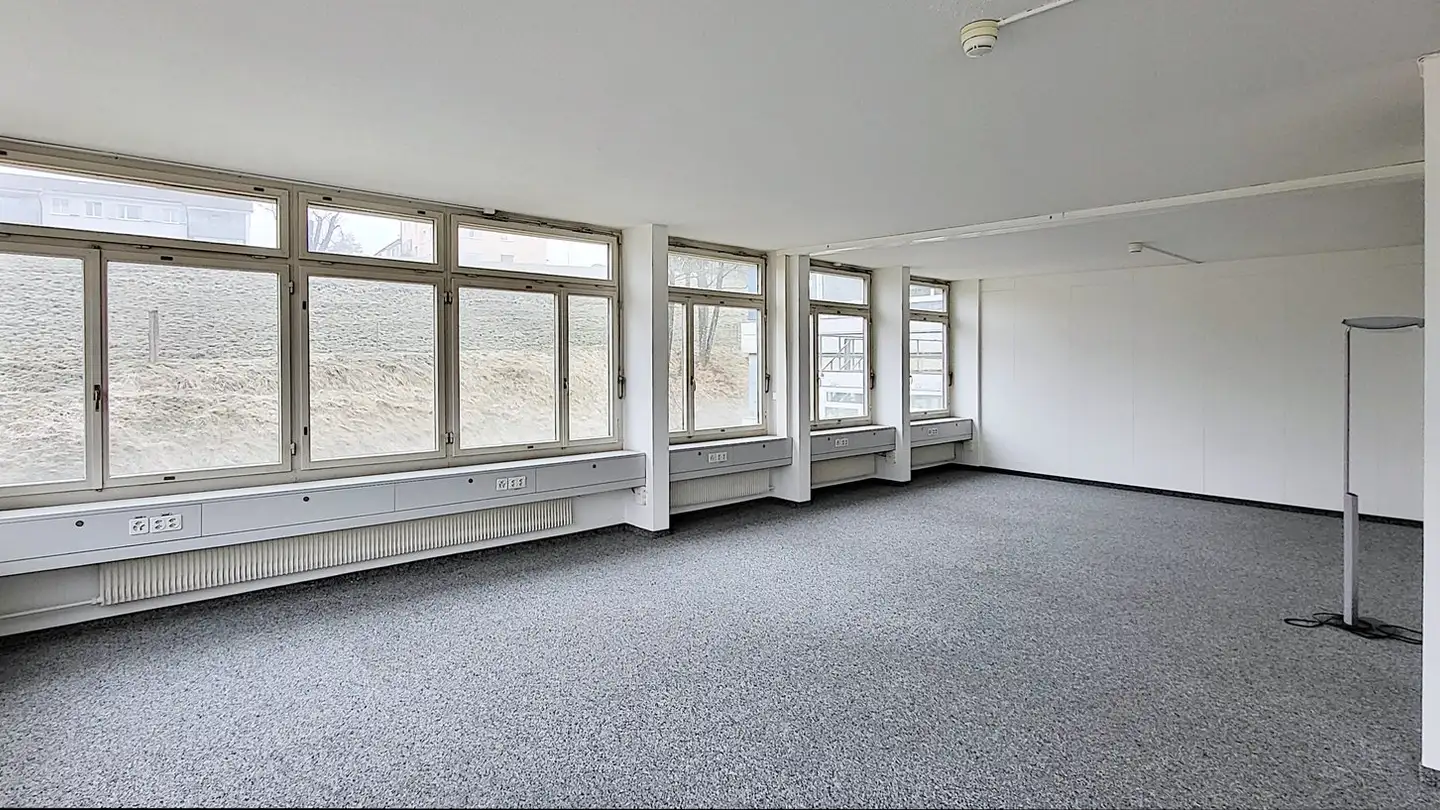 Spazio ufficio in affitto - Eichtalstrasse 55, 8634 Hombrechtikon - Photo 4