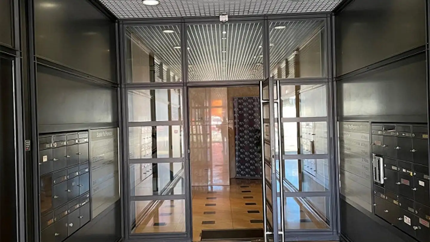 Commerciale in affitto - Via Stefano Franscini 10, 6828 Balerna