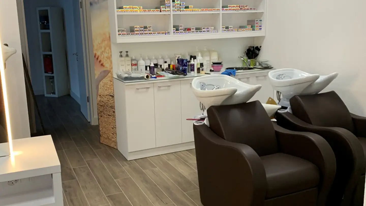 Negozio in affitto - Oberwilerstrasse 2, 4106 Therwil - Photo 3