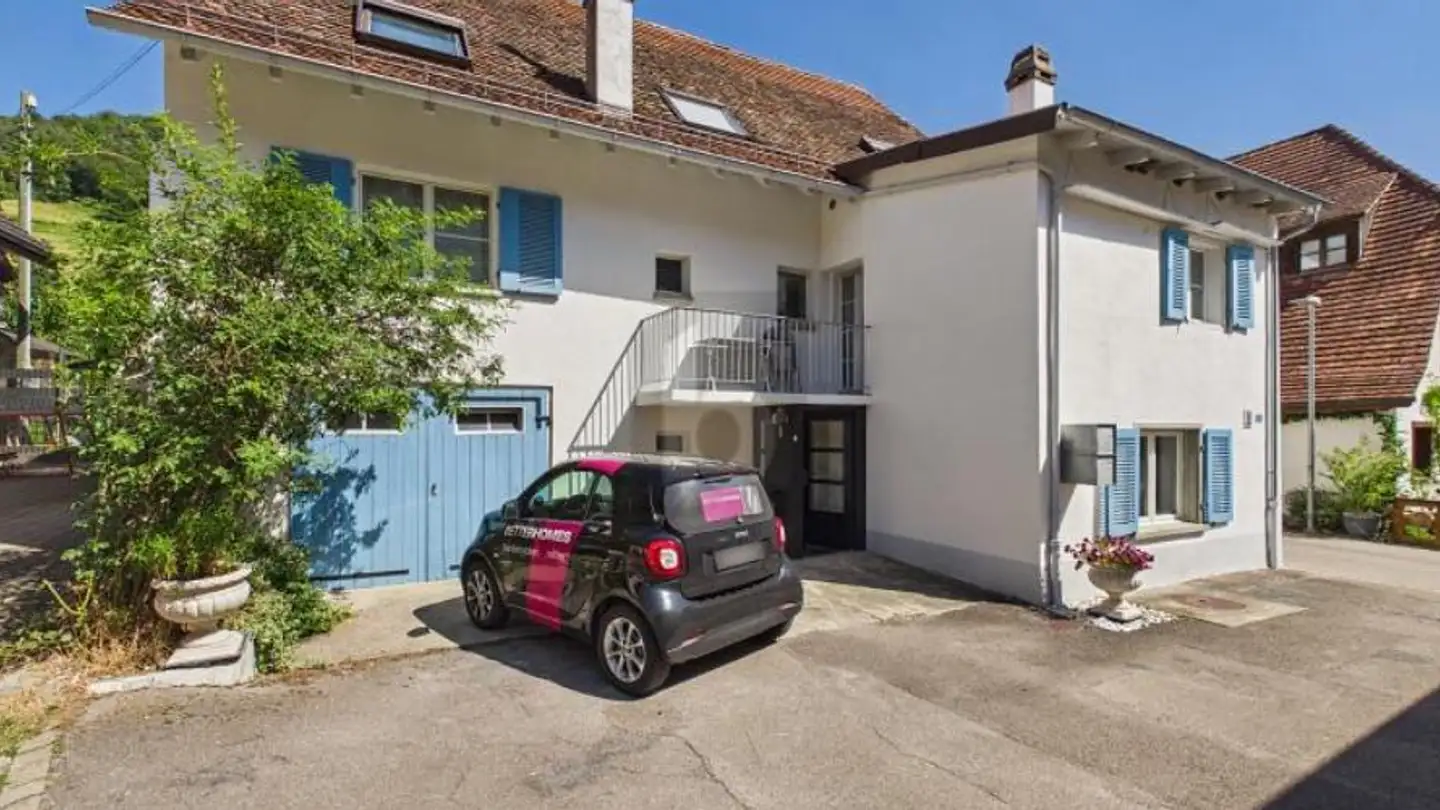 Semi-detached house for rent - 8232 Merishausen