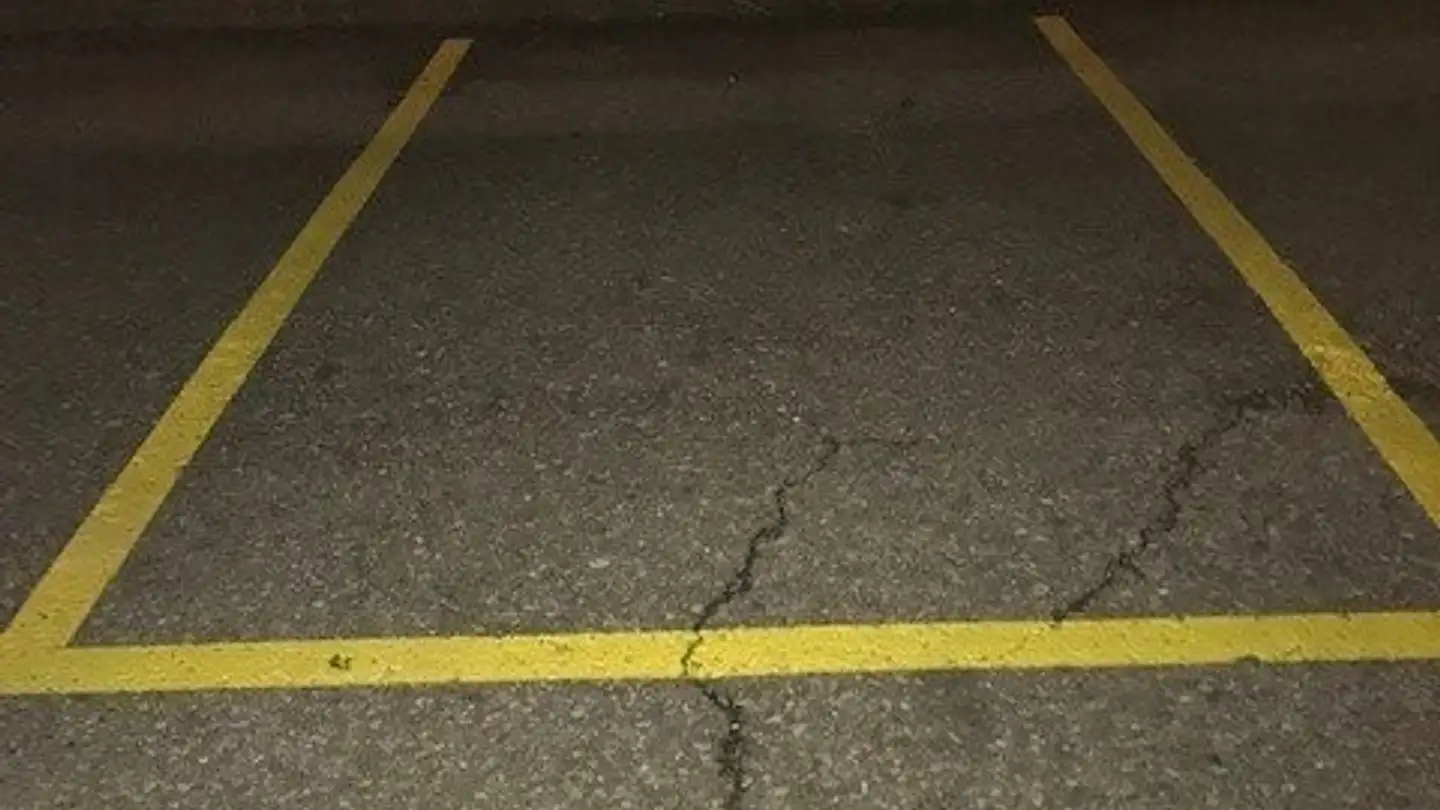 Parcheggio esterno per moto in affitto - Farbgutstrasse 12, 9008 St. Gallen