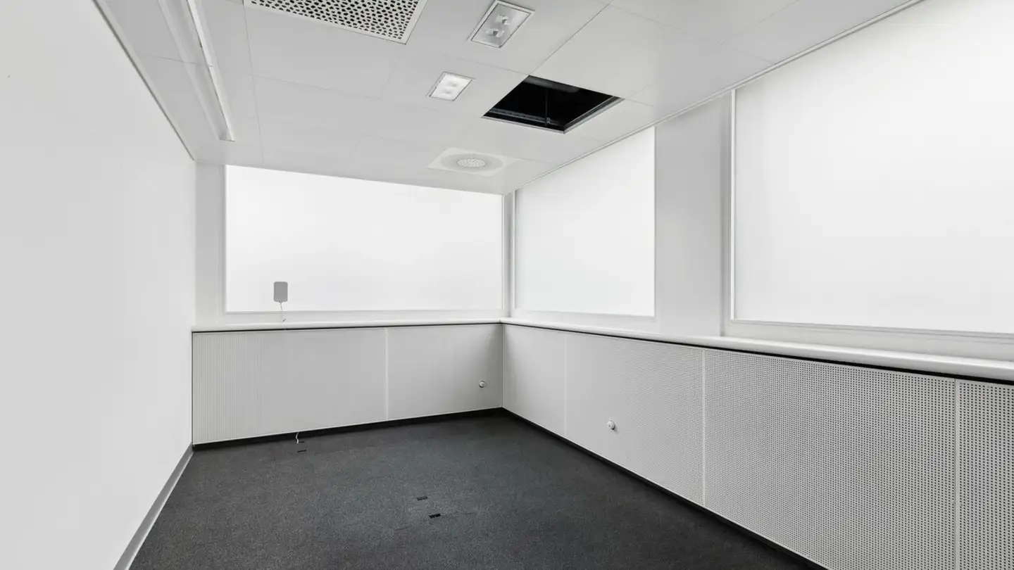 Spazio ufficio in affitto - 2034 Peseux - Photo 2