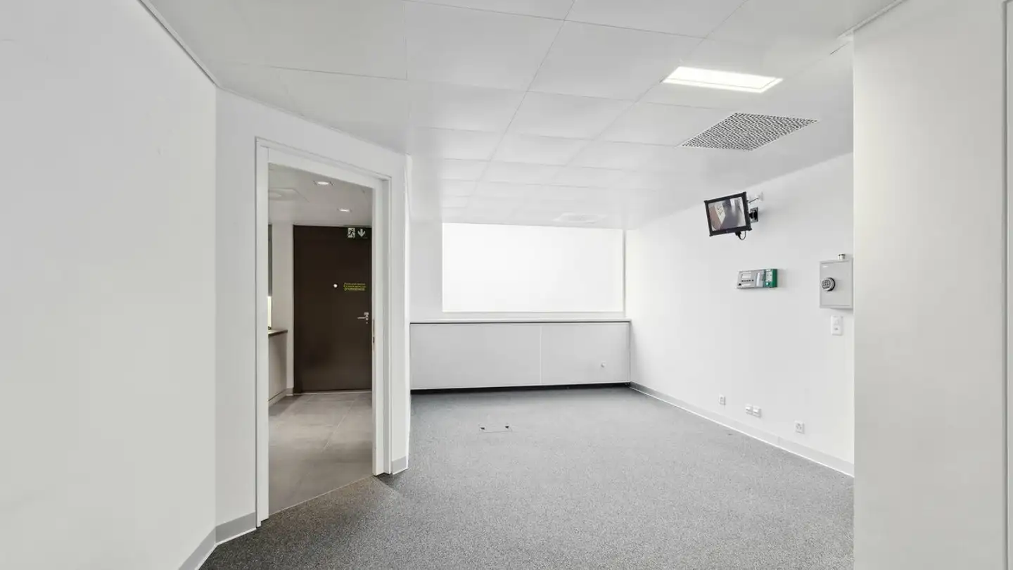 Spazio ufficio in affitto - 2034 Peseux - Photo 4