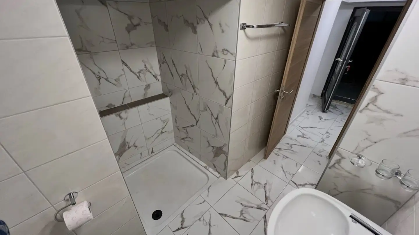 Apartment for rent - 3979 Grône - Photo 3