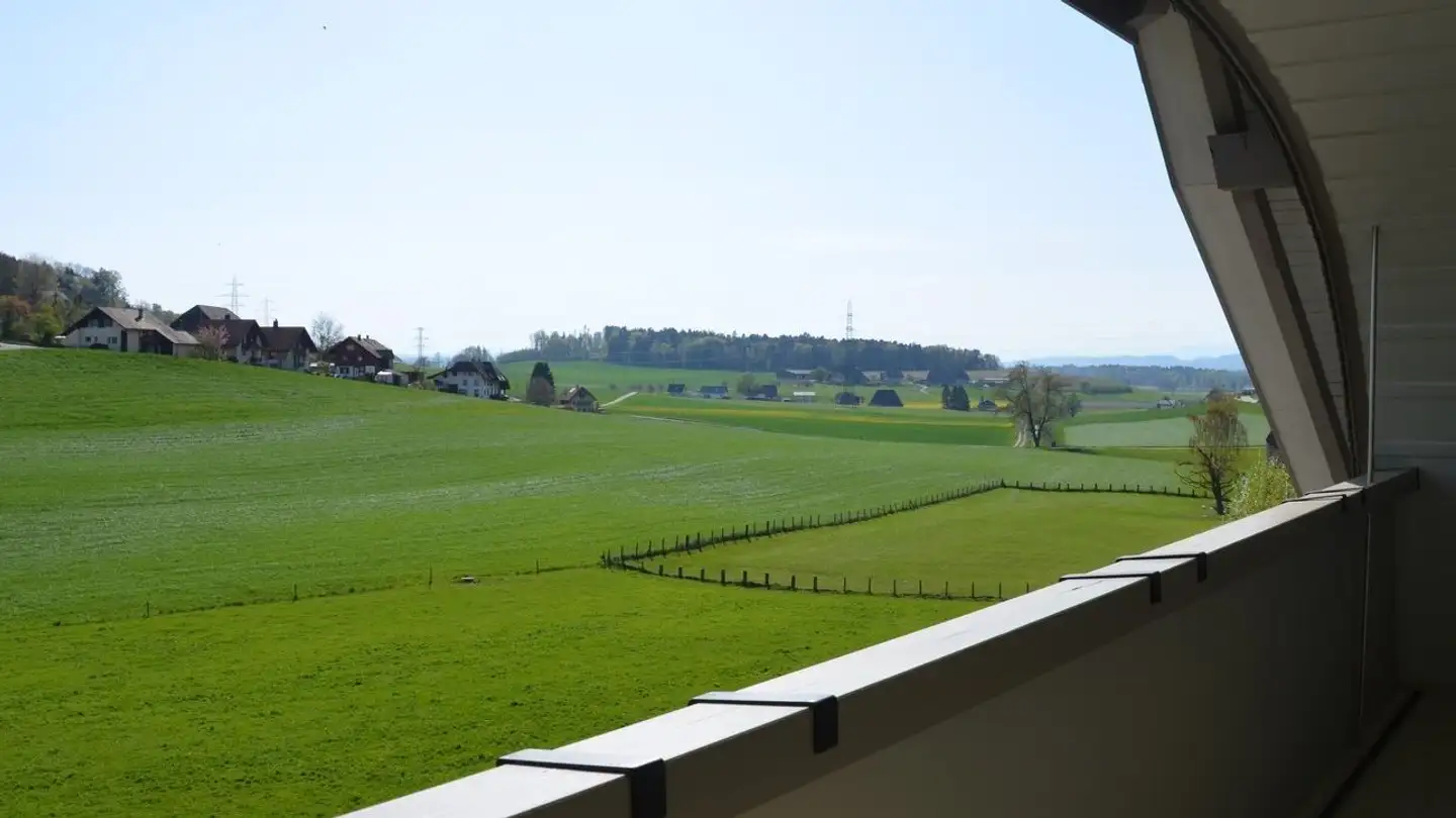 Dachgeschosswohnung mieten - Dorfstrasse 36, 3473 Alchenstorf - Foto 3