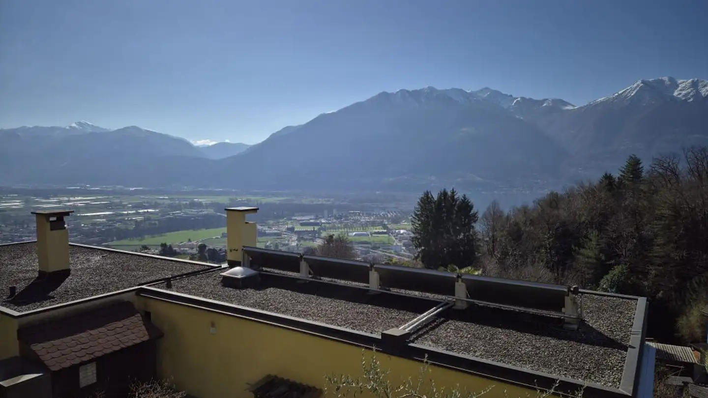 Single house for sale - 6646 Contra