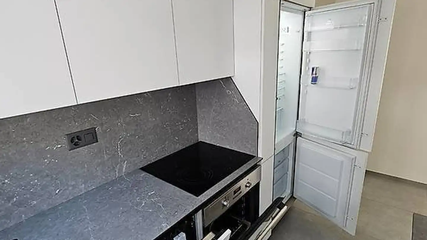 Apartment for rent - Alte Bernstrasse 200, 3613 Steffisburg - Photo 2