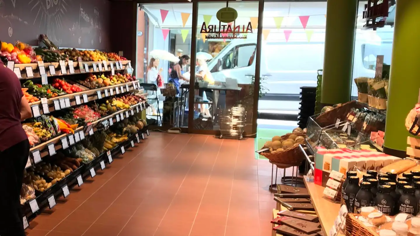 Negozio in affitto - Hertensteinstrasse 40, 6004 Luzern - Photo 2