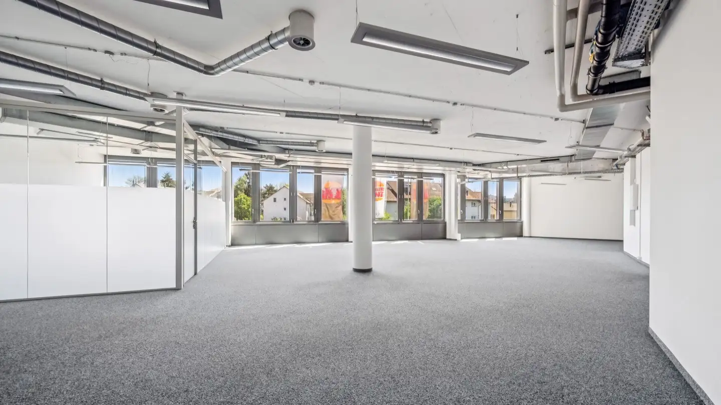 Bürofläche mieten - Zürichstrasse 72, 8306 Brüttisellen - Foto 2