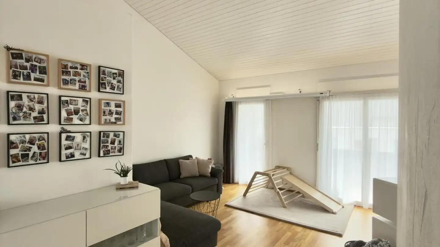 Wohnung mieten - Chriesmattweg 5, 8600 Dübendorf