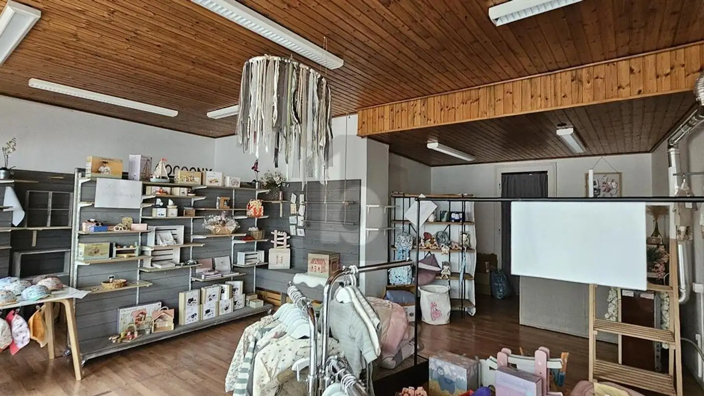 Magasin à louer - 2800 Delémont - Photo 2