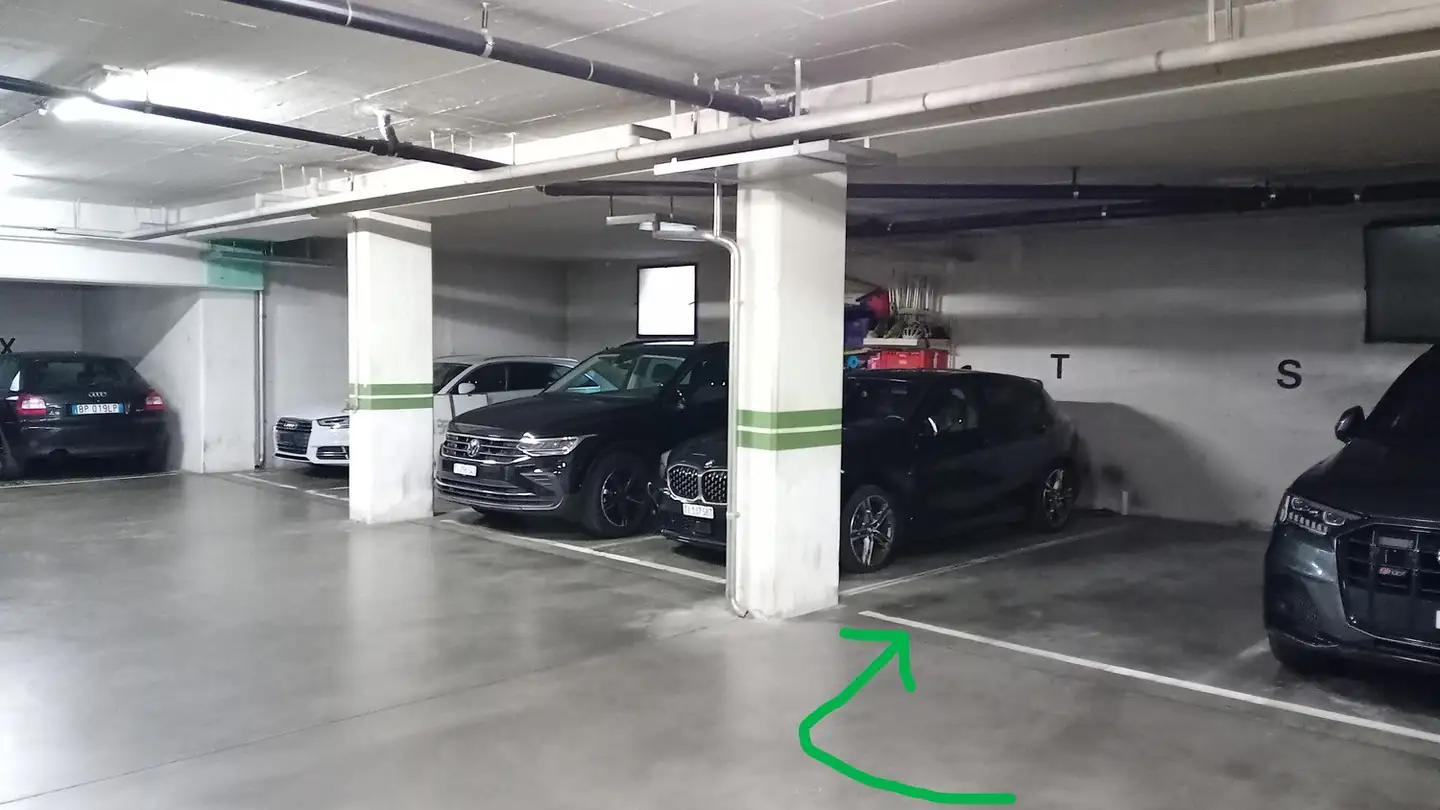 Outdoor parking space for rent - Via Beltramina 7, 6900 Lugano - Photo 3