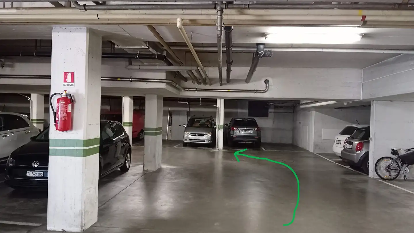 Outdoor parking space for rent - Via Beltramina 7, 6900 Lugano - Photo 2