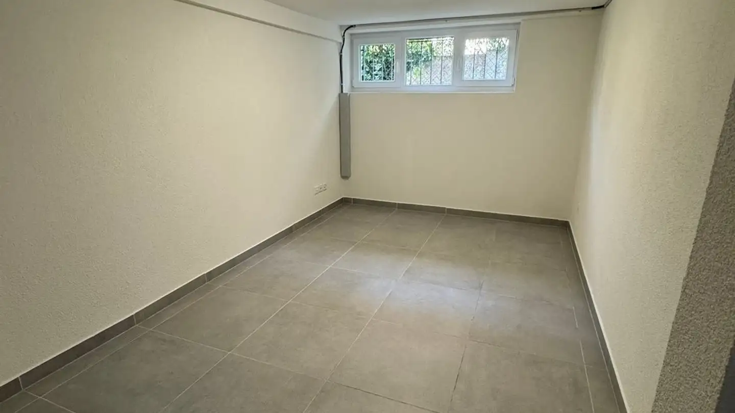 Werkstatt mieten - Chemin Tiefenmatt / Tiefenmattweg 32, 2503 Biel/Bienne - Foto 2