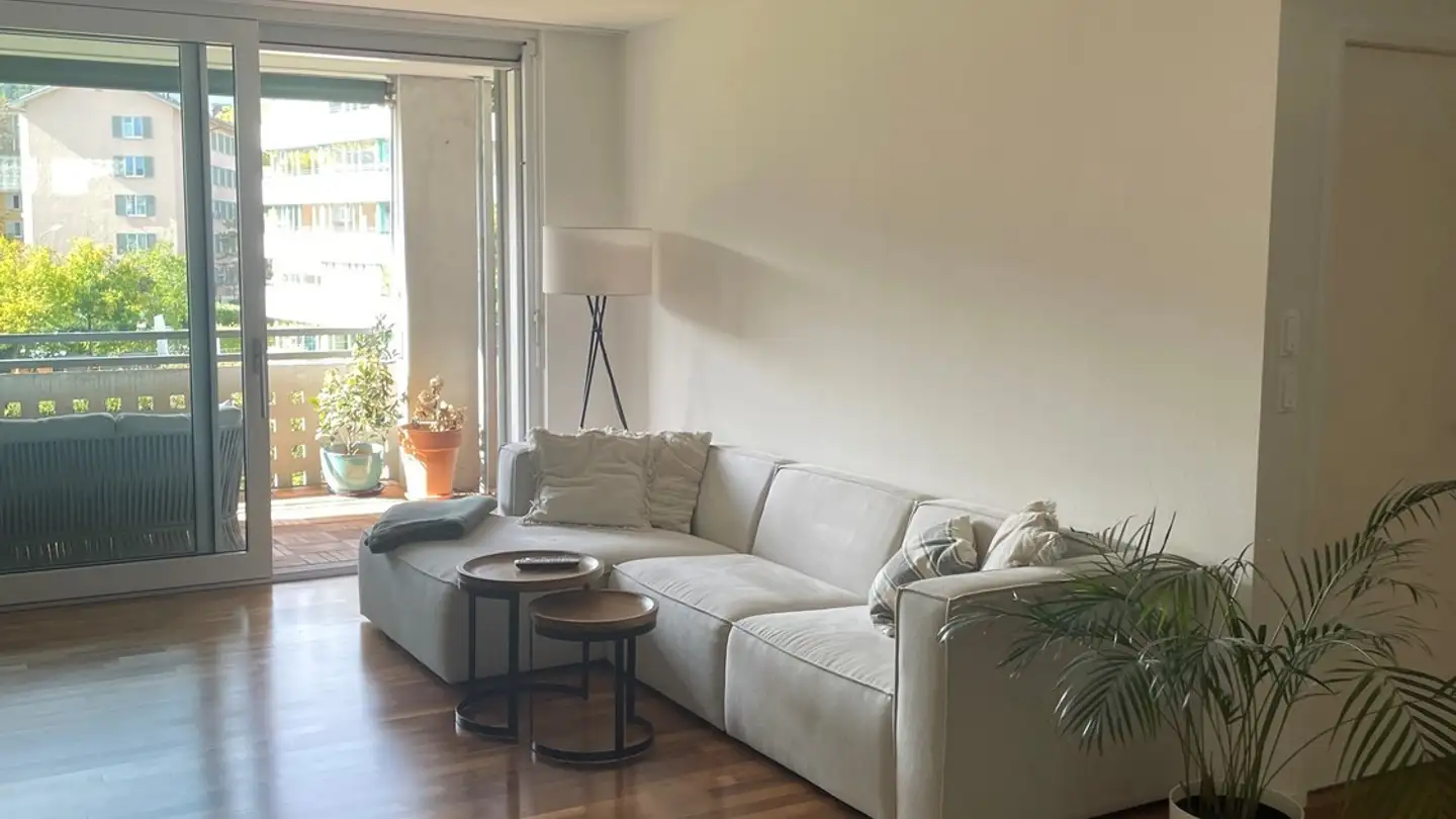 Appartement à louer - 8047 Zürich