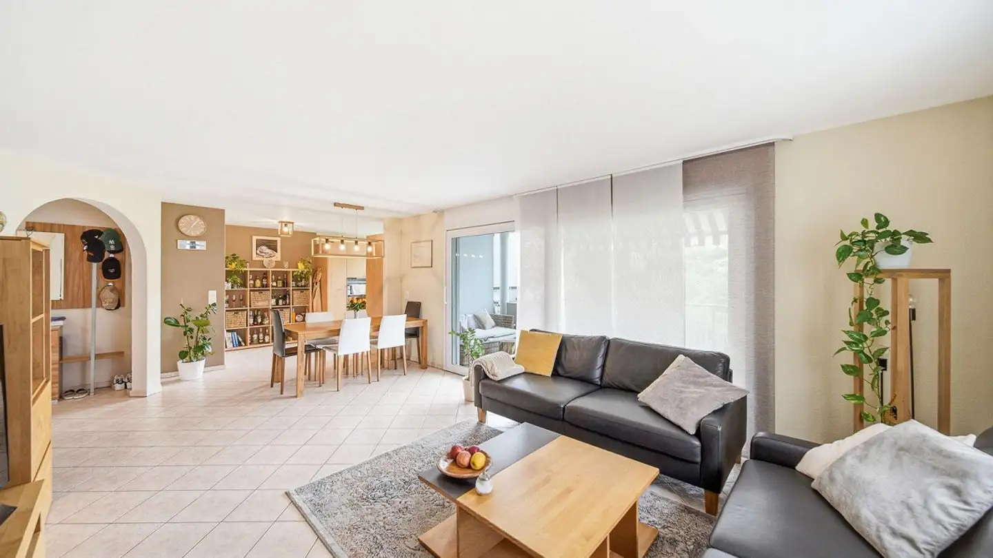 Apartment for sale - 6221 Rickenbach LU