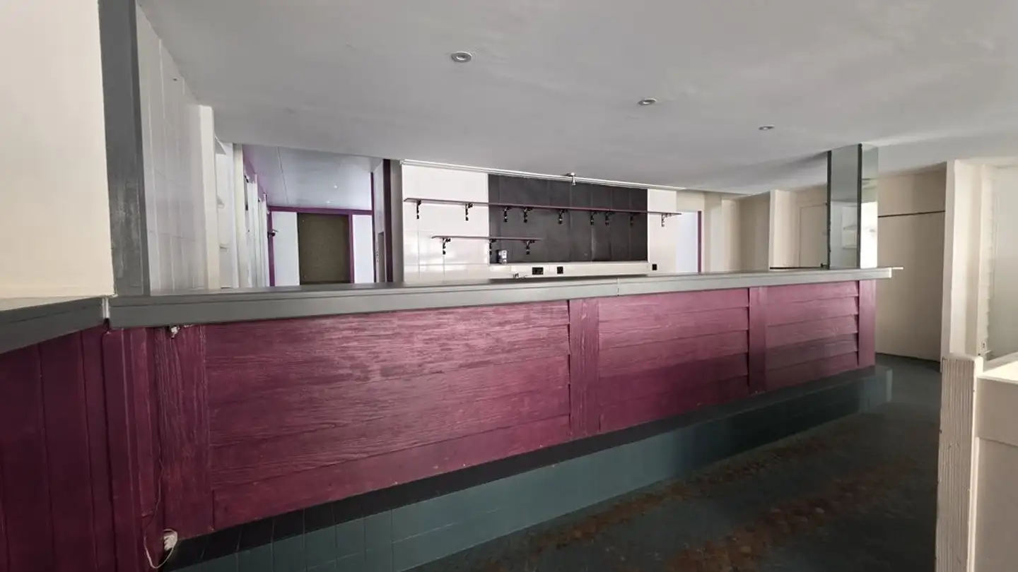 Negozio in affitto - Rue Daniel-Jeanrichard 13, 2400 Le Locle - Foto 2