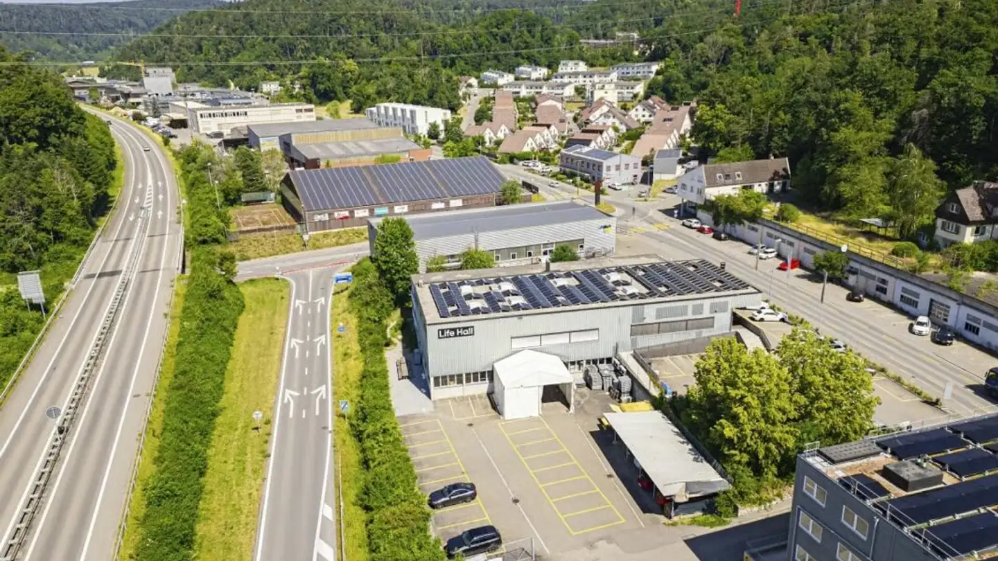 Commerciale in affitto - Schweizersbildstrasse 41, 8207 Schaffhausen
