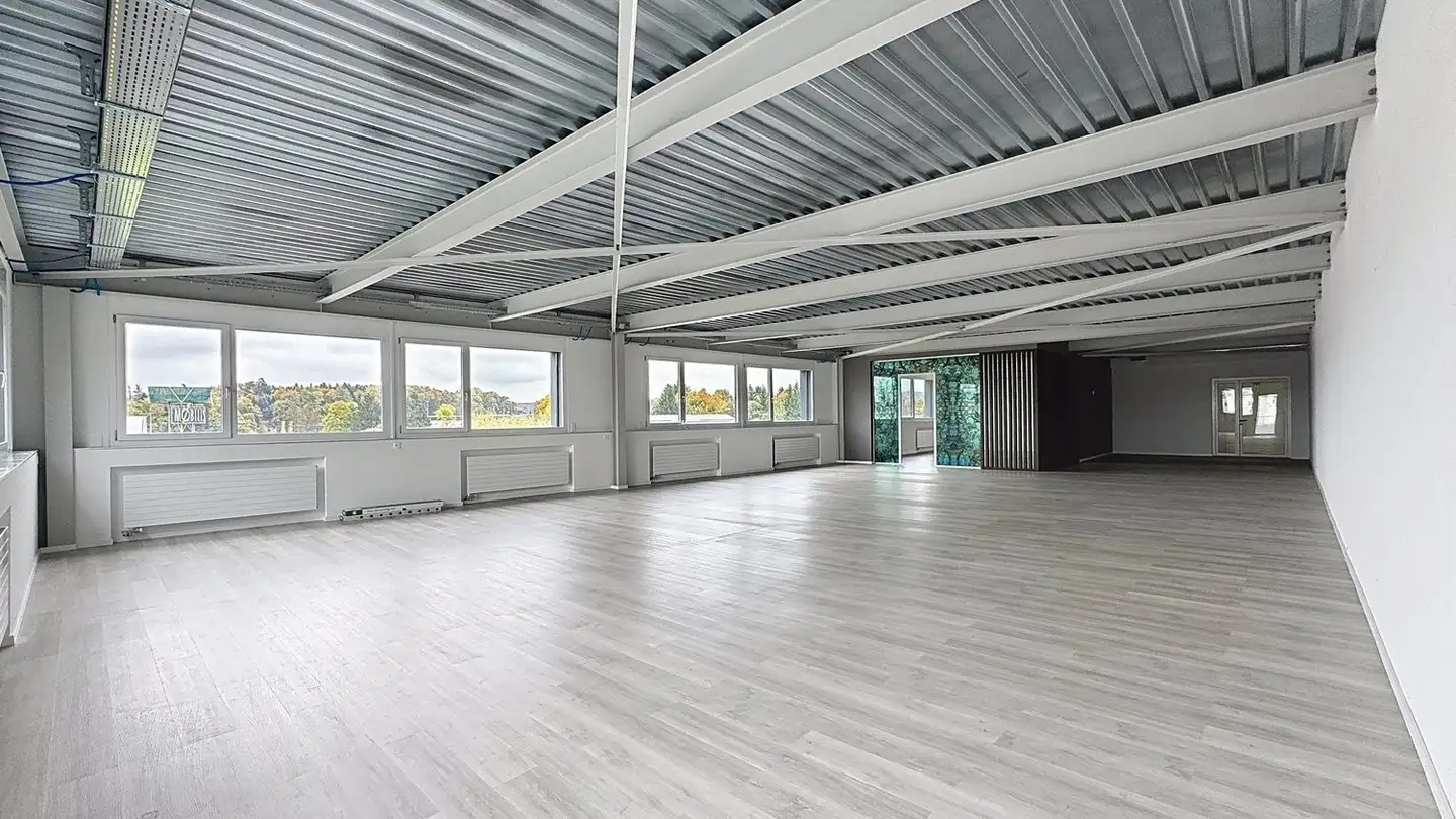 Magasin à louer - Zone Industrielle D'in-Riaux 30, 1728 Rossens FR