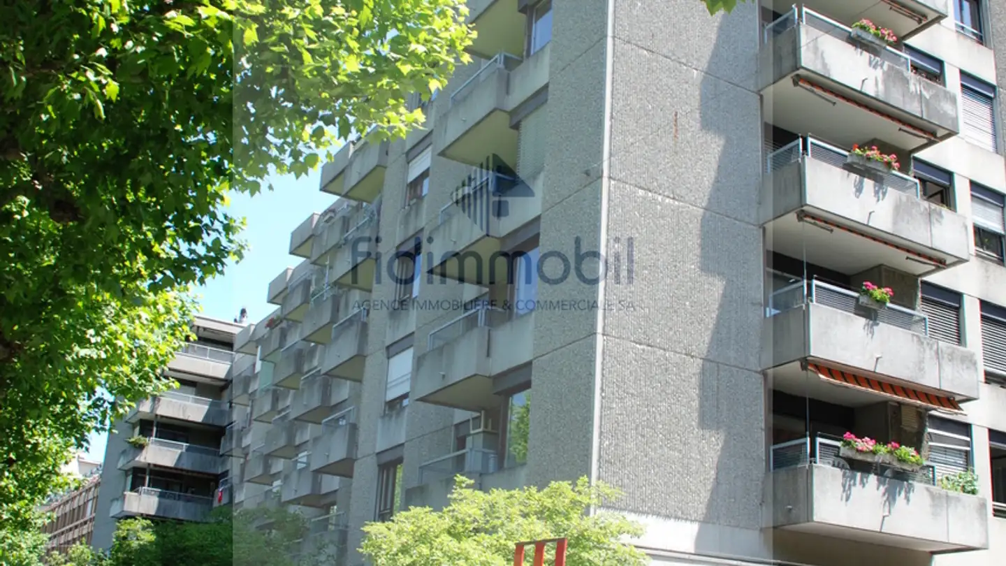 Mixed-use building for rent - 2502 Biel/Bienne