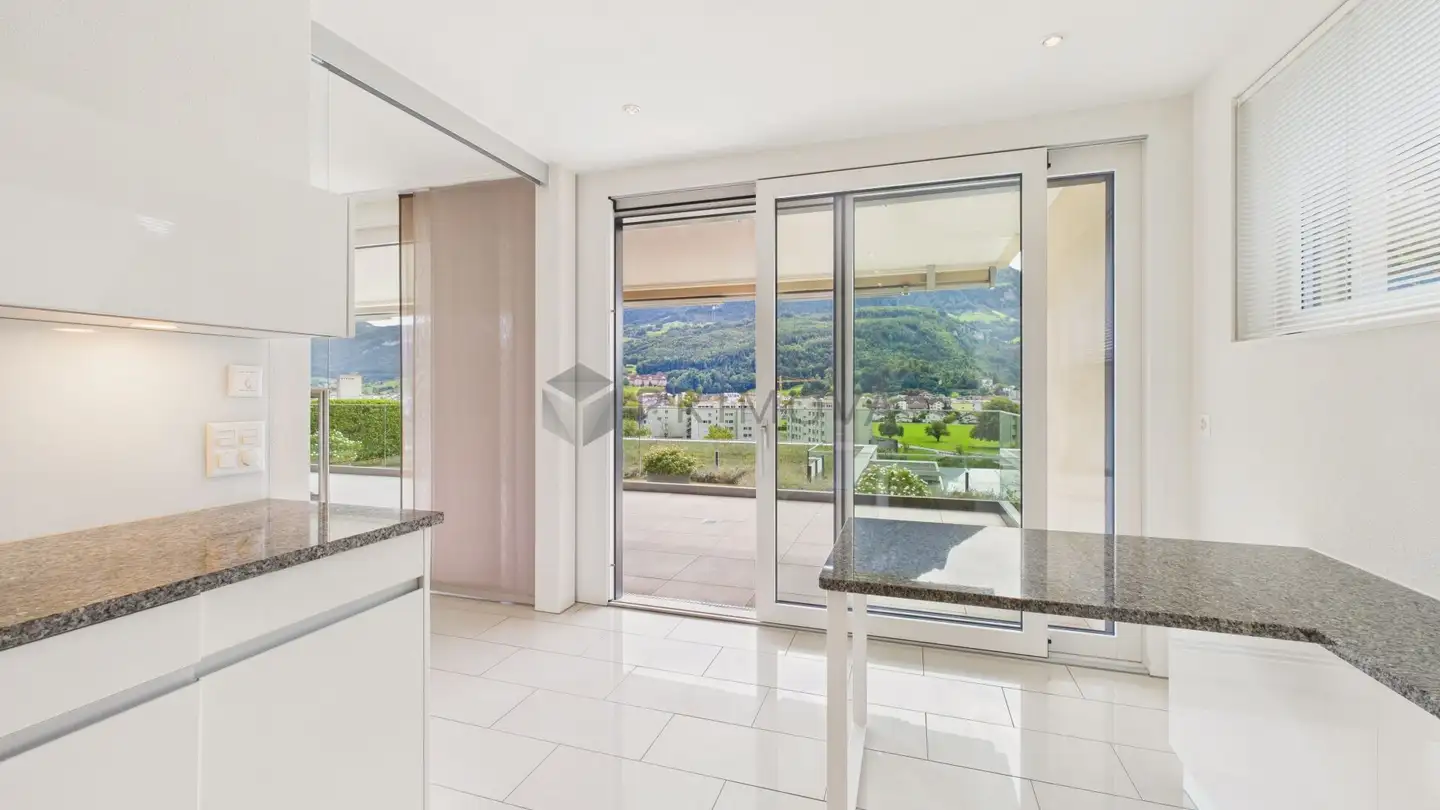 Stepped apartment for sale - 6440 Brunnen - Photo 3