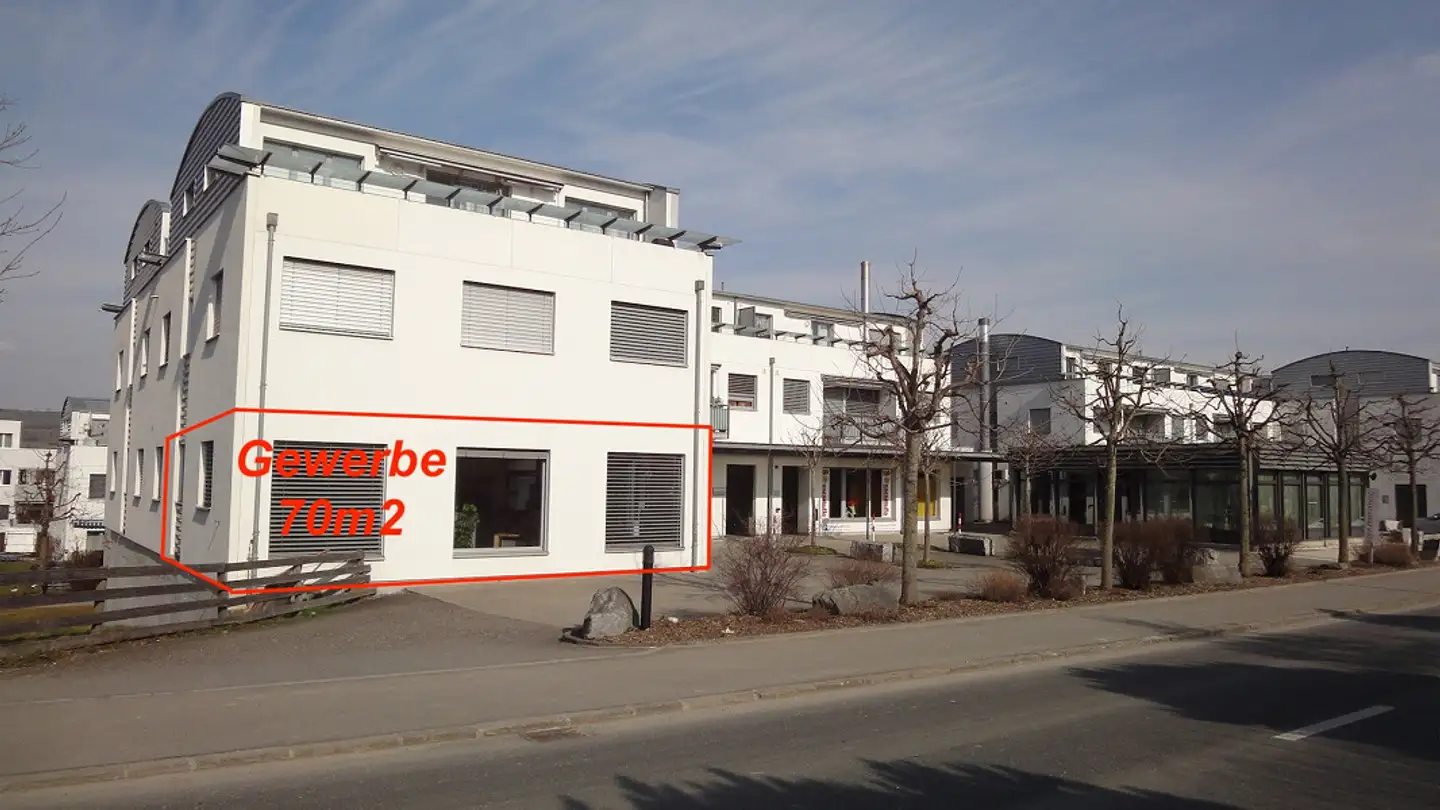 Immeuble mixte à louer - Kantonsstrasse 34, 6207 Nottwil - Photo 2