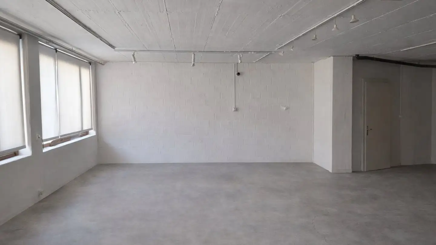 Storage space for rent - Gempenstrasse 42a, 4143 Dornach