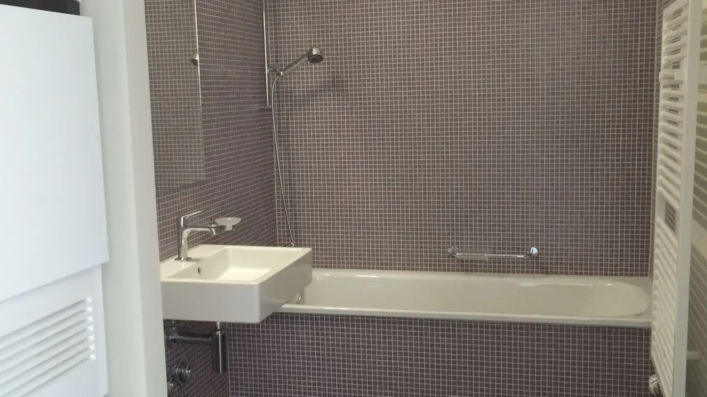 Apartment for rent - Hohlstrasse 480, 8048 Zürich - Photo 2