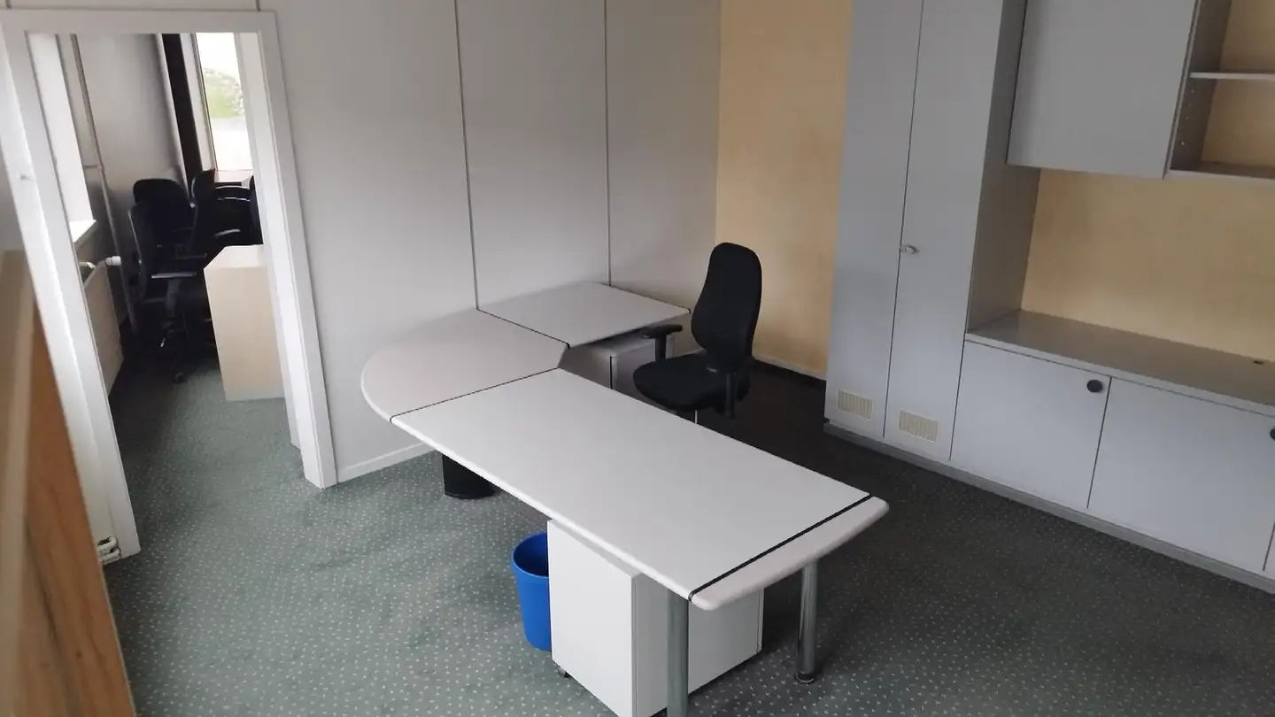 Bürofläche mieten - Rue De La Jambe-Ducommun 15, 2400 Le Locle - Foto 3