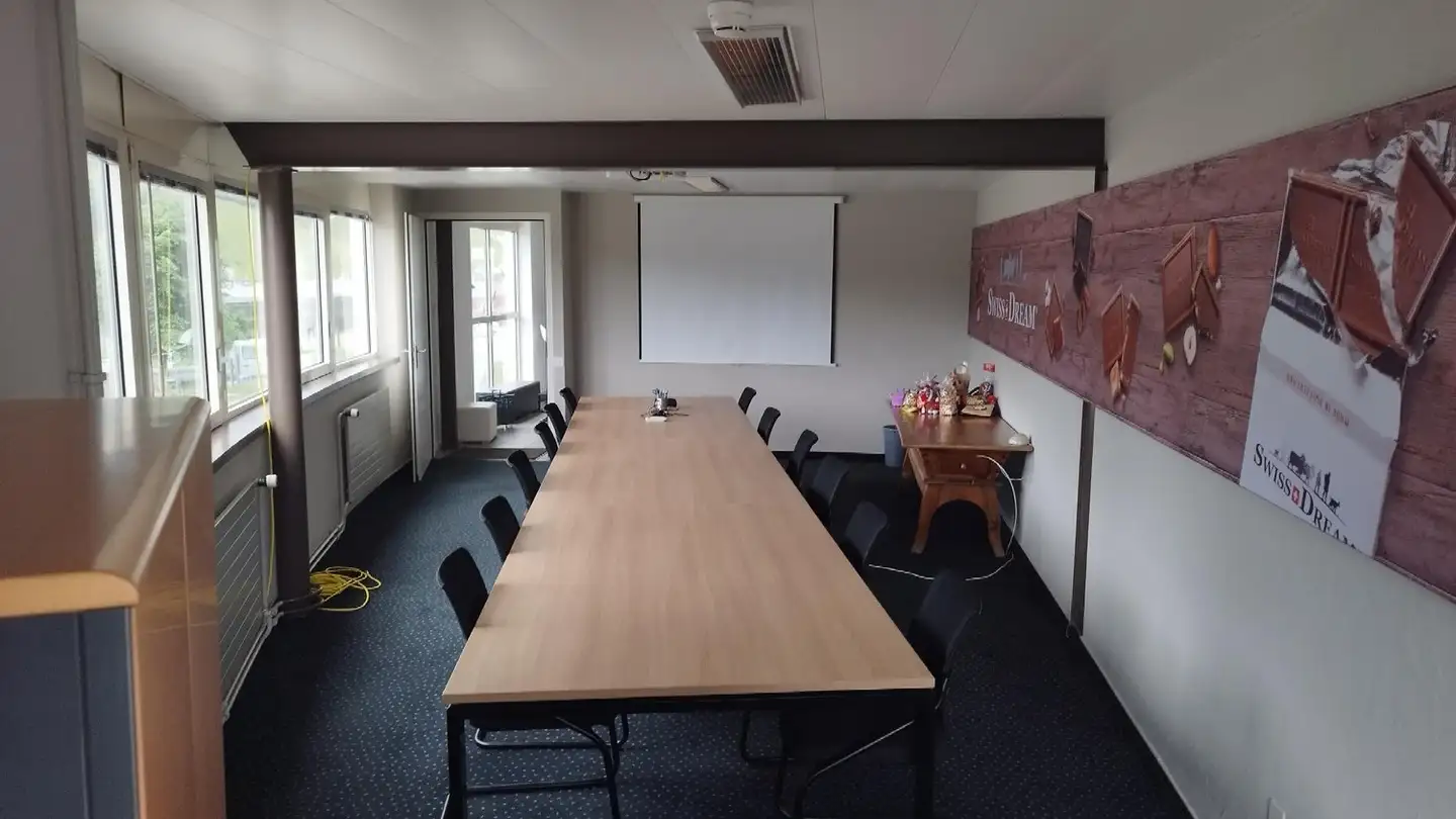 Bürofläche mieten - Rue De La Jambe-Ducommun 15, 2400 Le Locle