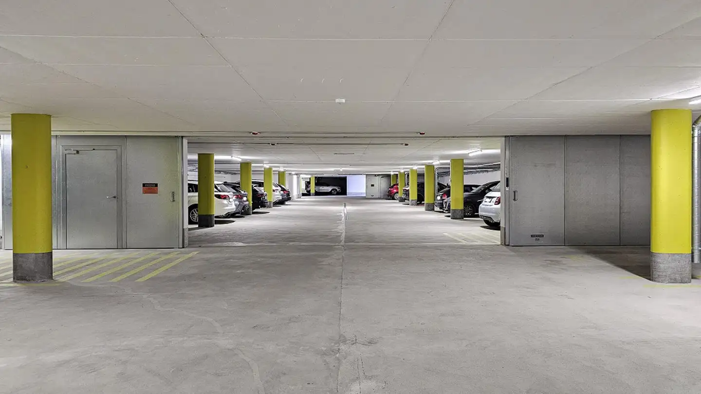 Place de parking souterraine à louer - Altweg 34, 8450 Andelfingen - Photo 2
