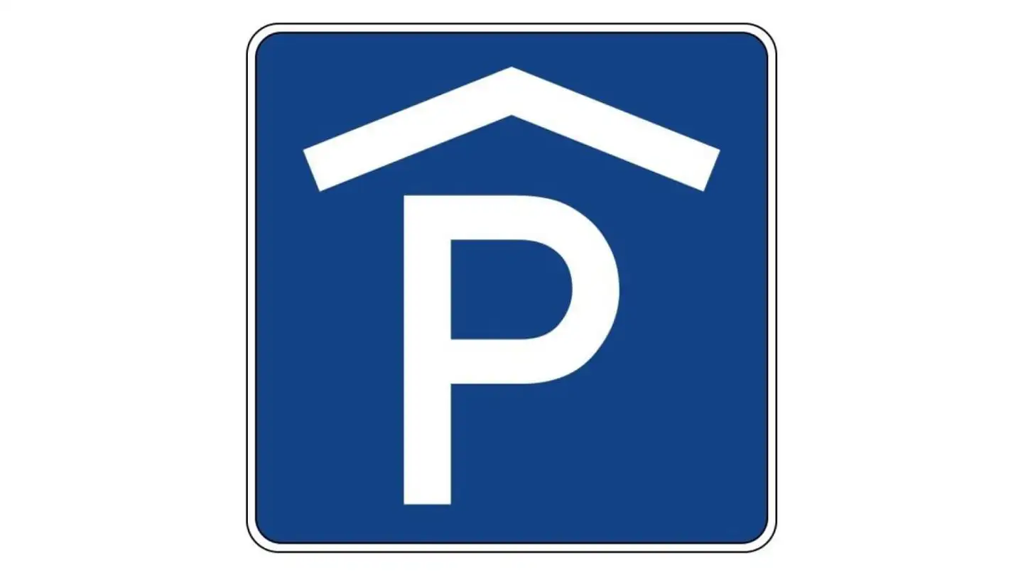 Place de parking extérieure à louer - Allée Johann-Heinrich-Pestalozzi / Johann-Heinrich-Pestalozzi-Allee 103, 2503 Biel/Bienne