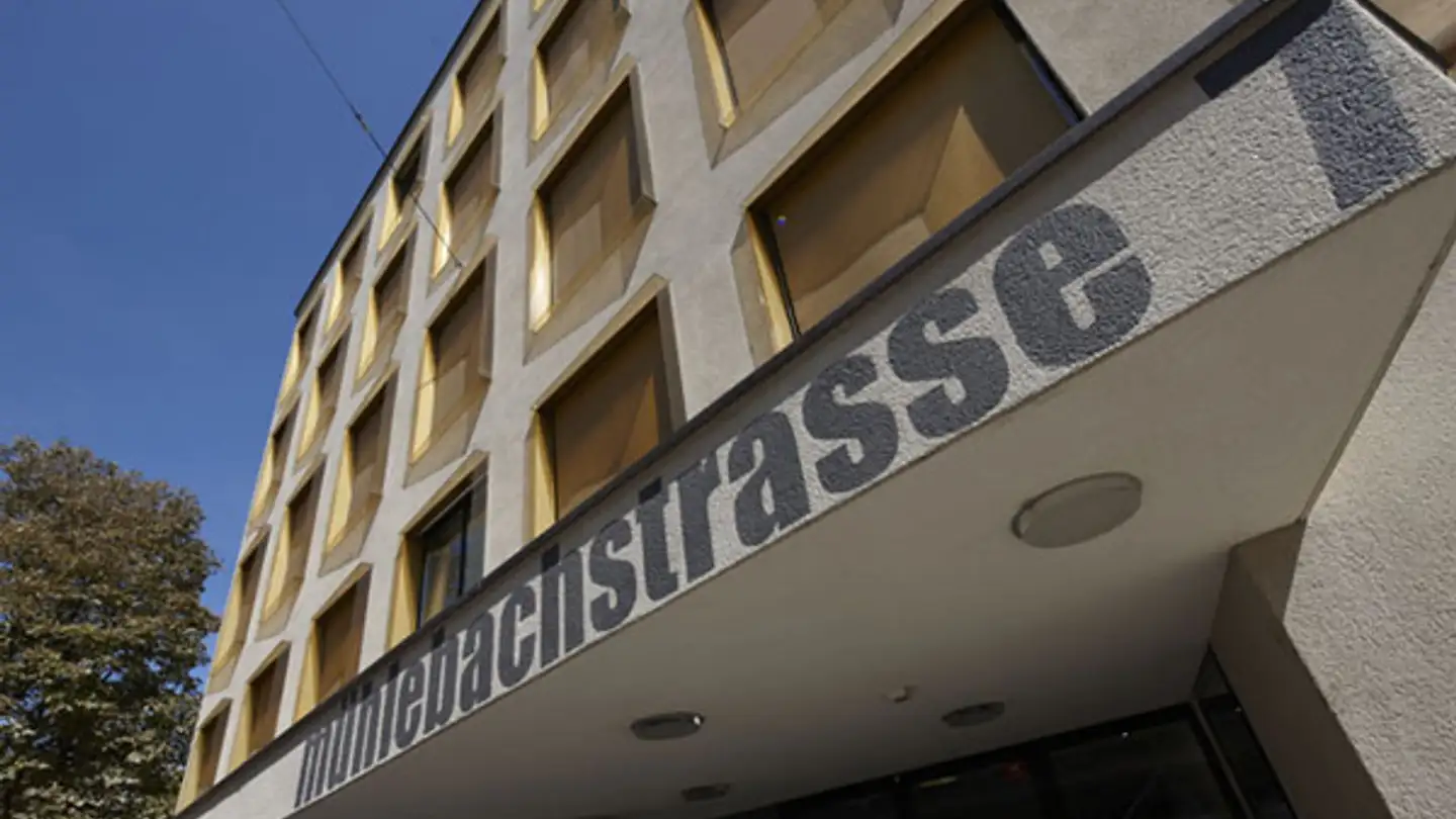 Place de parking souterraine à louer - Mühlebachstrasse 7, 8008 Zürich - Photo 4