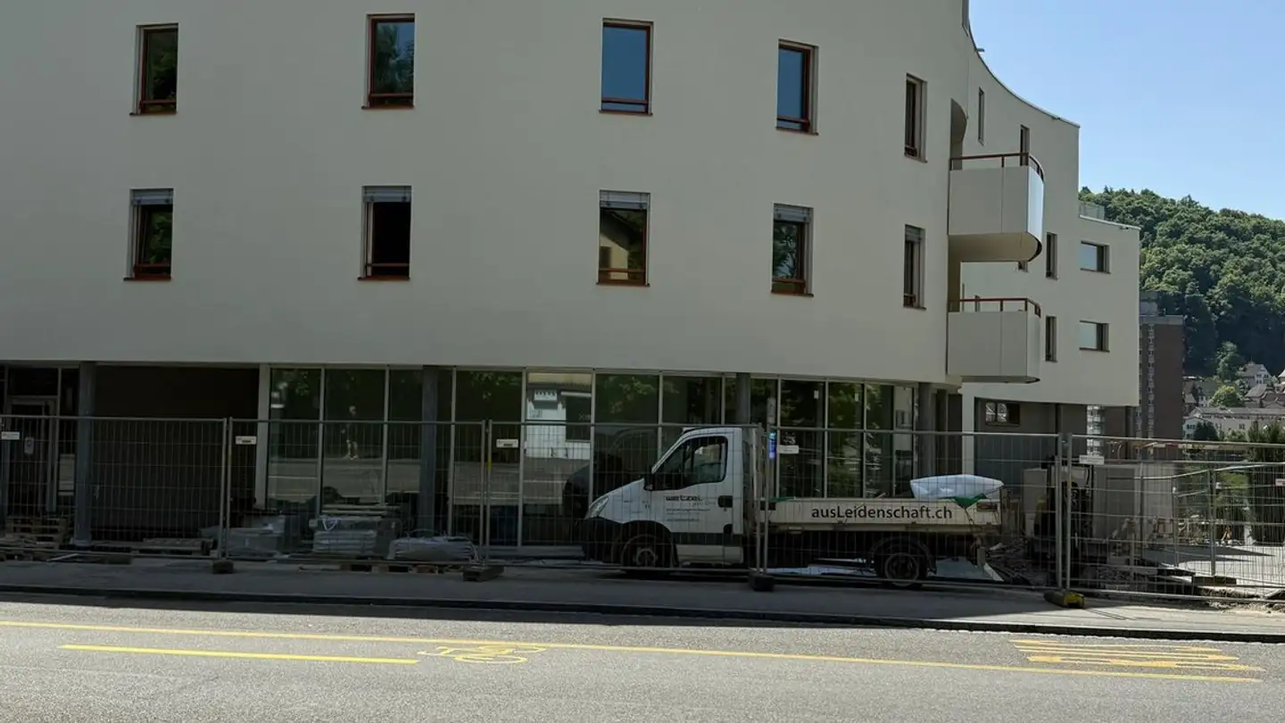 Parcheggio esterno in affitto - Landstrasse 49, 5415 Nussbaumen AG - Photo 2