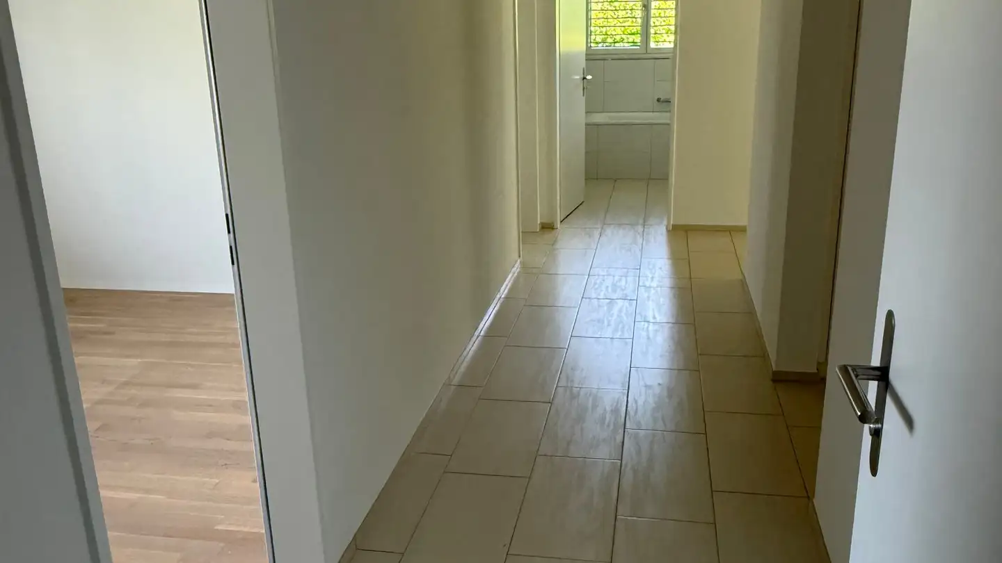 Appartement à louer - Brunismattweg 10, 3665 Wattenwil - Photo 2