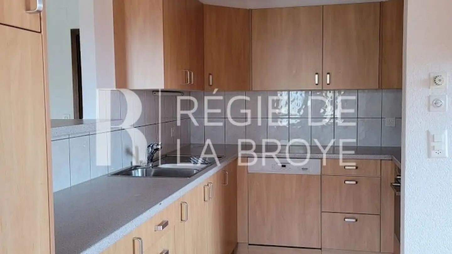 Apartment for rent - Route De La Distillerie, 1564 Domdidier - Photo 4