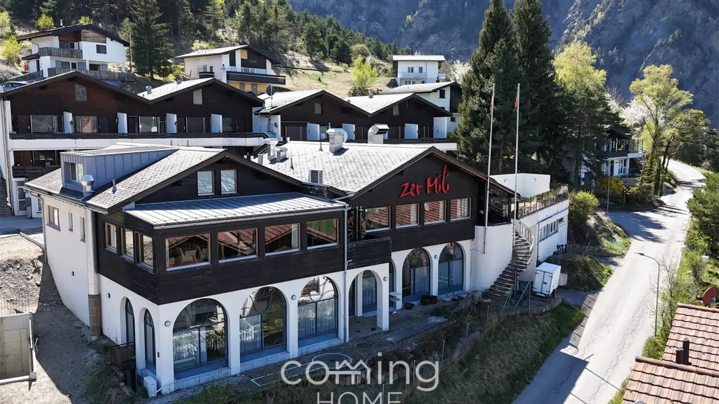 Mixed-use building for sale - 3911 Ried-Brig