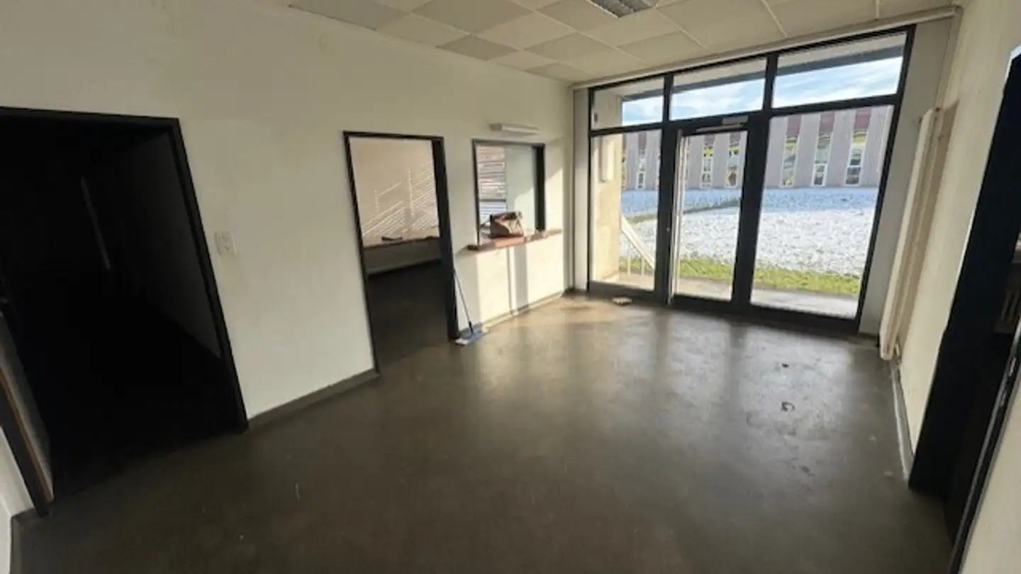 Immeuble industriel à louer - Chemin Des Grandes-Vies, 2900 Porrentruy - Photo 2