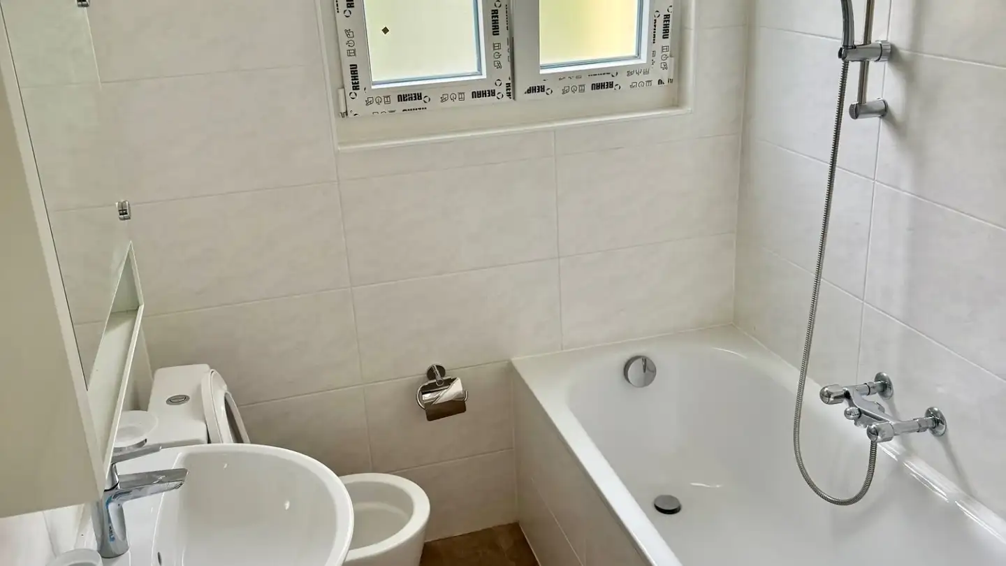 Wohnung mieten - Rue De Fribourg / Freiburgstrasse 17, 2503 Biel/Bienne - Foto 4