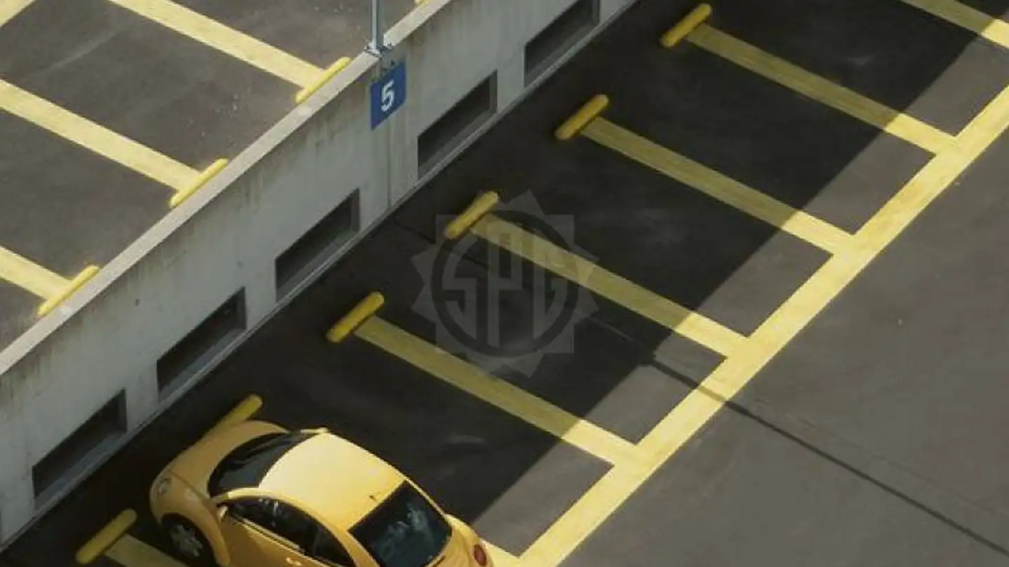 Überdachter Parkplatz mieten - Route De Challex 25, 1283 La Plaine