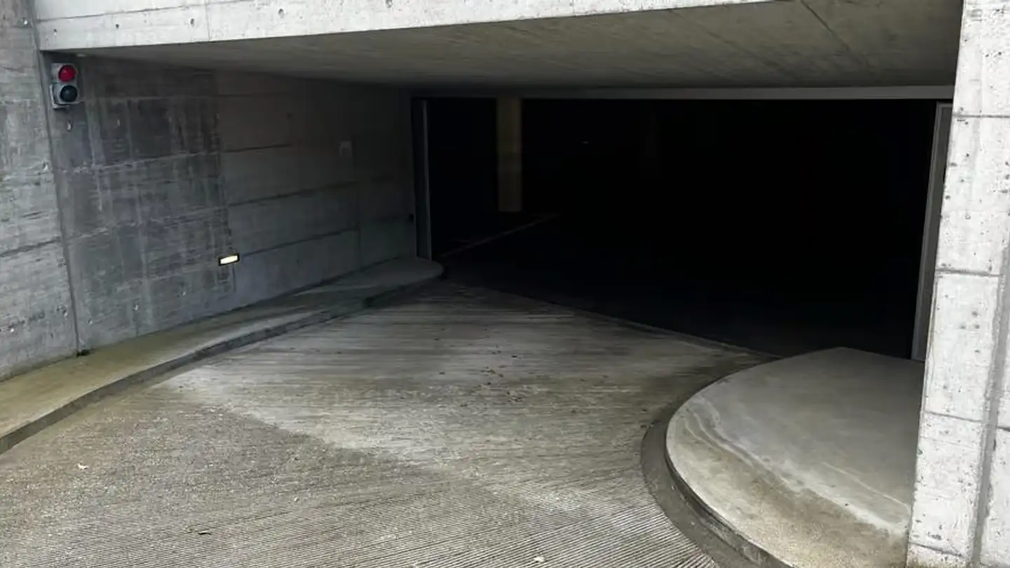 Place de parking souterraine à louer - Paradiesstrasse 26, 5200 Brugg AG - Photo 3